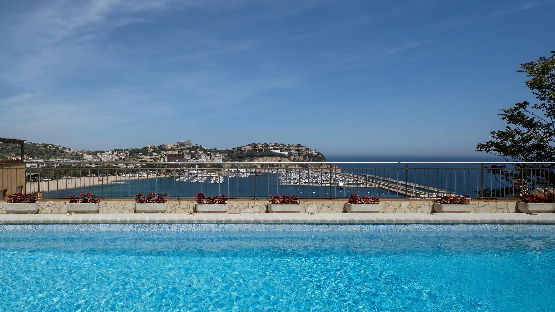 Hotel Montjoi By Brava Hoteles Sant Feliu de Guixols 3*,